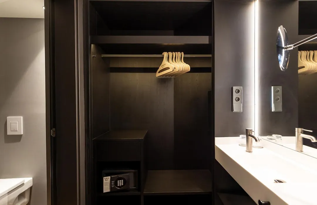 Yurbban Ramblas Boutique Hotel-1