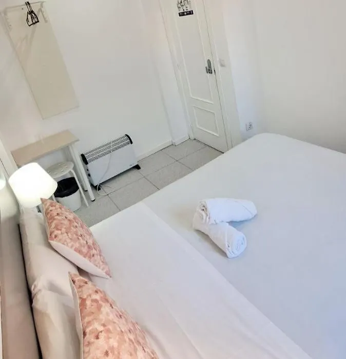 Ayz Sierra De Meira - Auto Check-In Property (Adults Only)-1