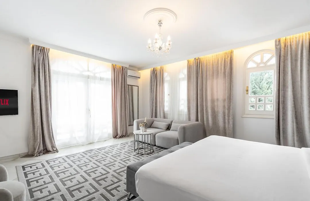 Palacio Suites Marbella-1