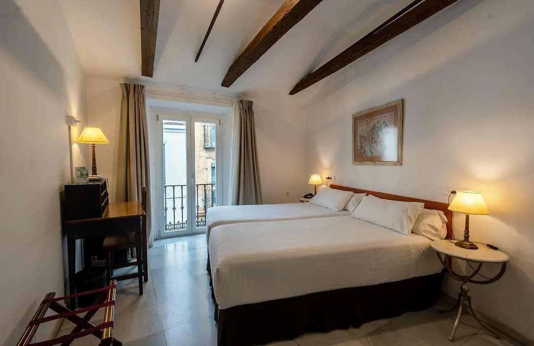 Hotel Simon-1