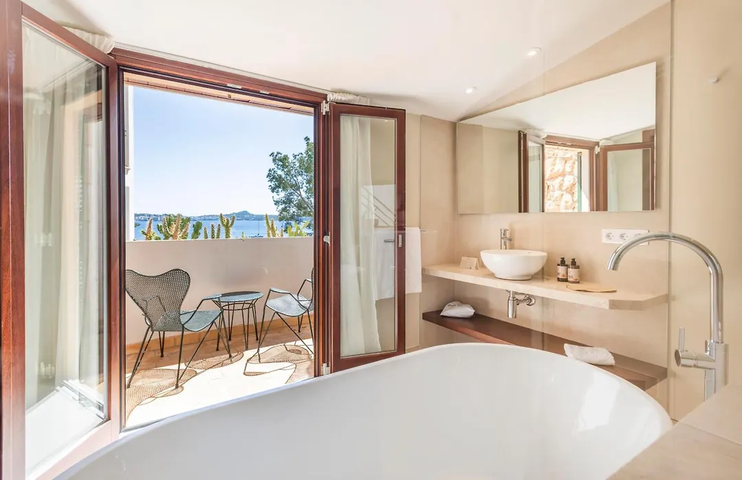 Hotel Cala Fornells-1