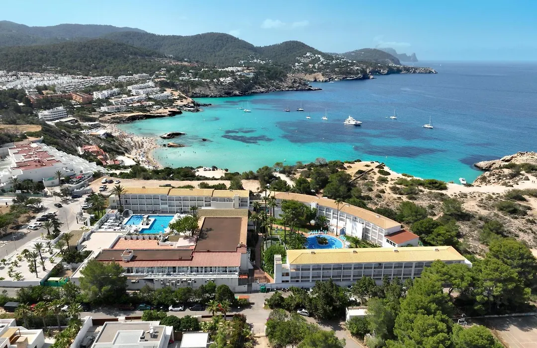 Hotel Vibra Cala Tarida-3Sup-1