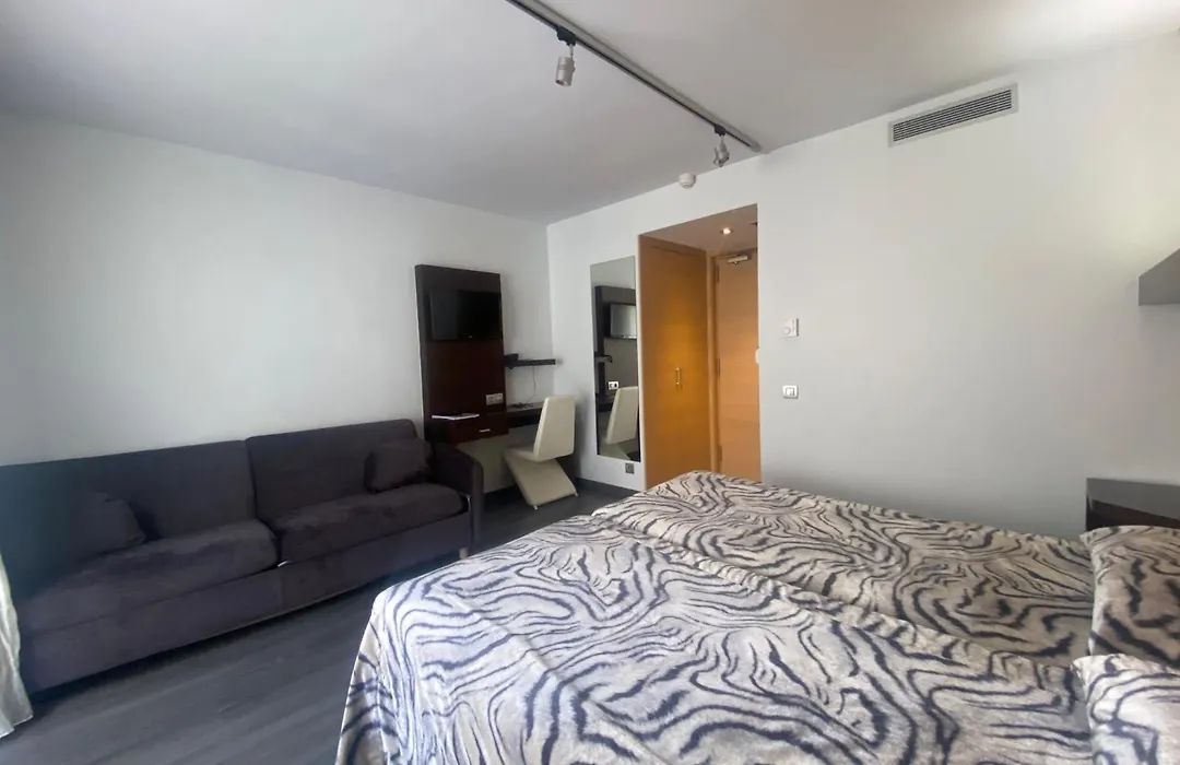 Hotel 9 Sant Antoni Only Adults-1