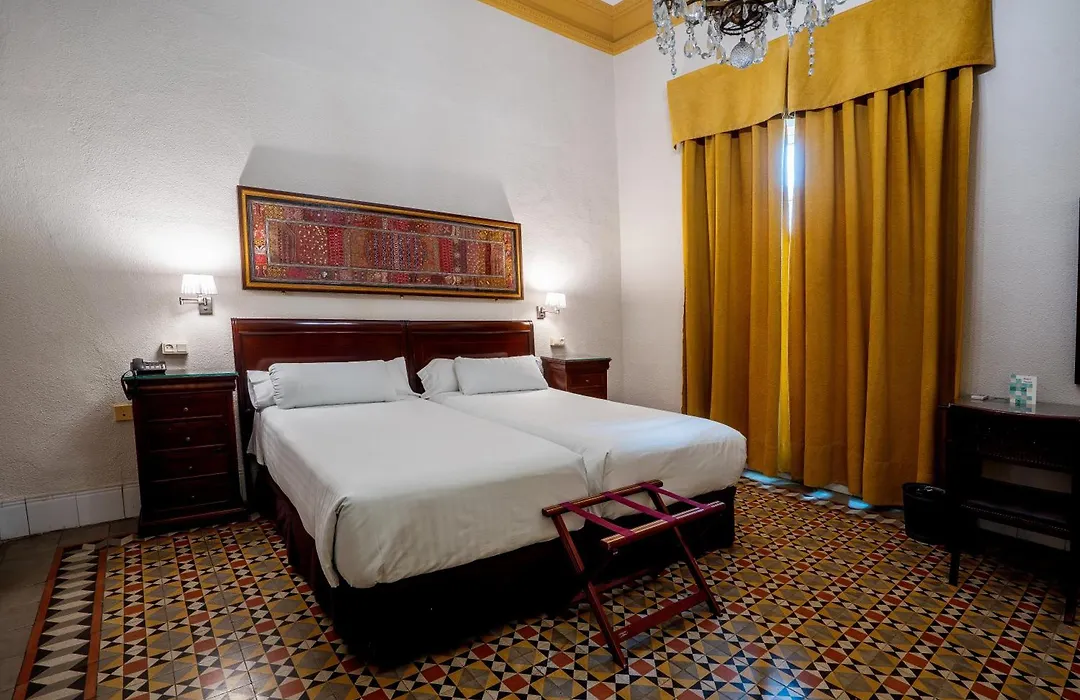 Hotel Simon-1
