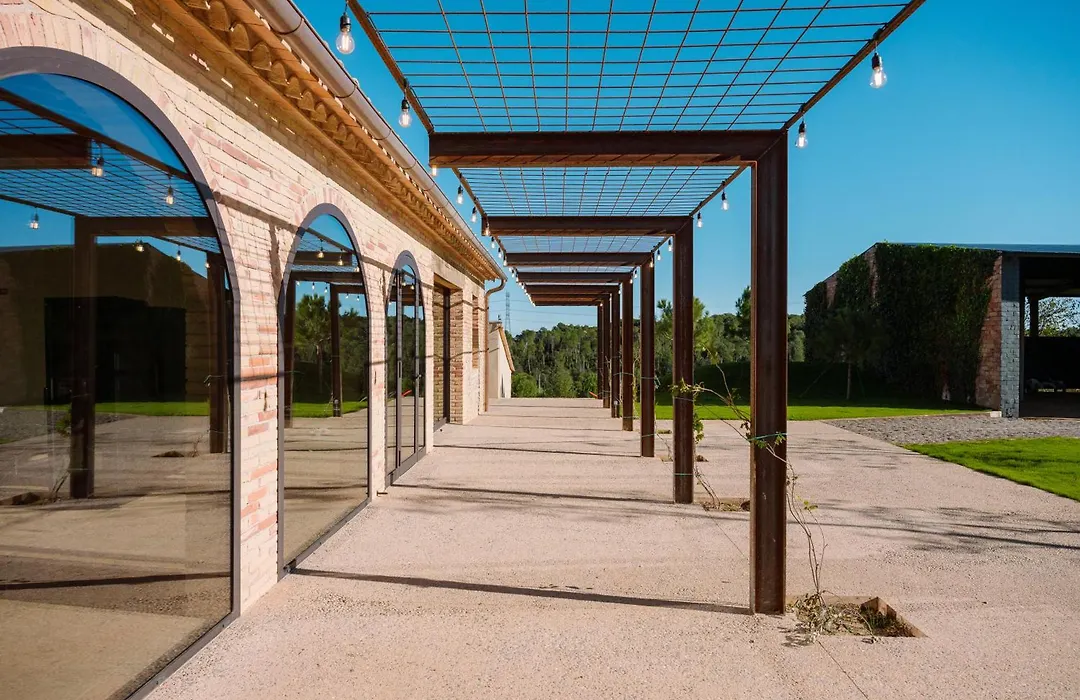 Hotel Mas Vidal Vilafreser-1