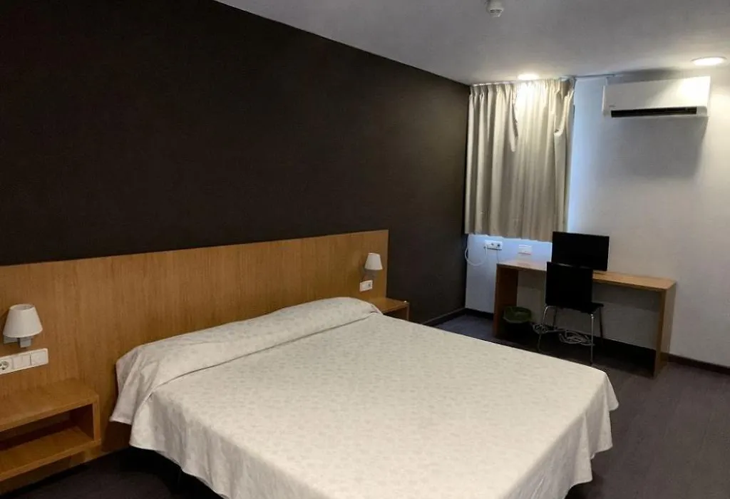 Hostal Mediterranea-1