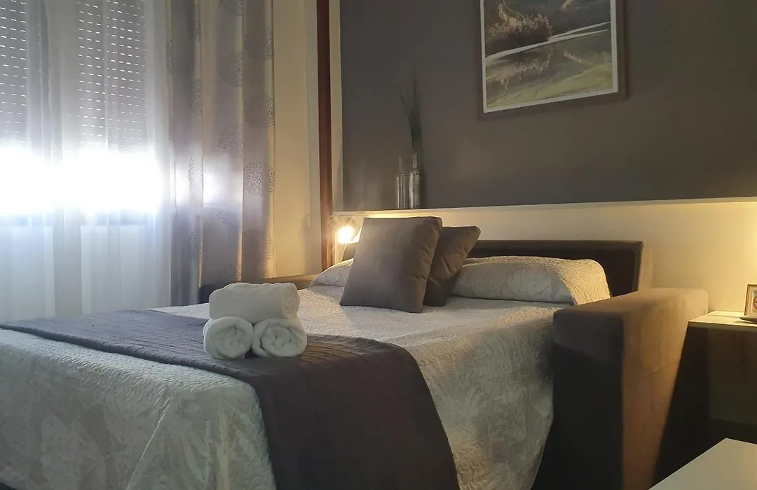 Luna-Guest Rooms-1