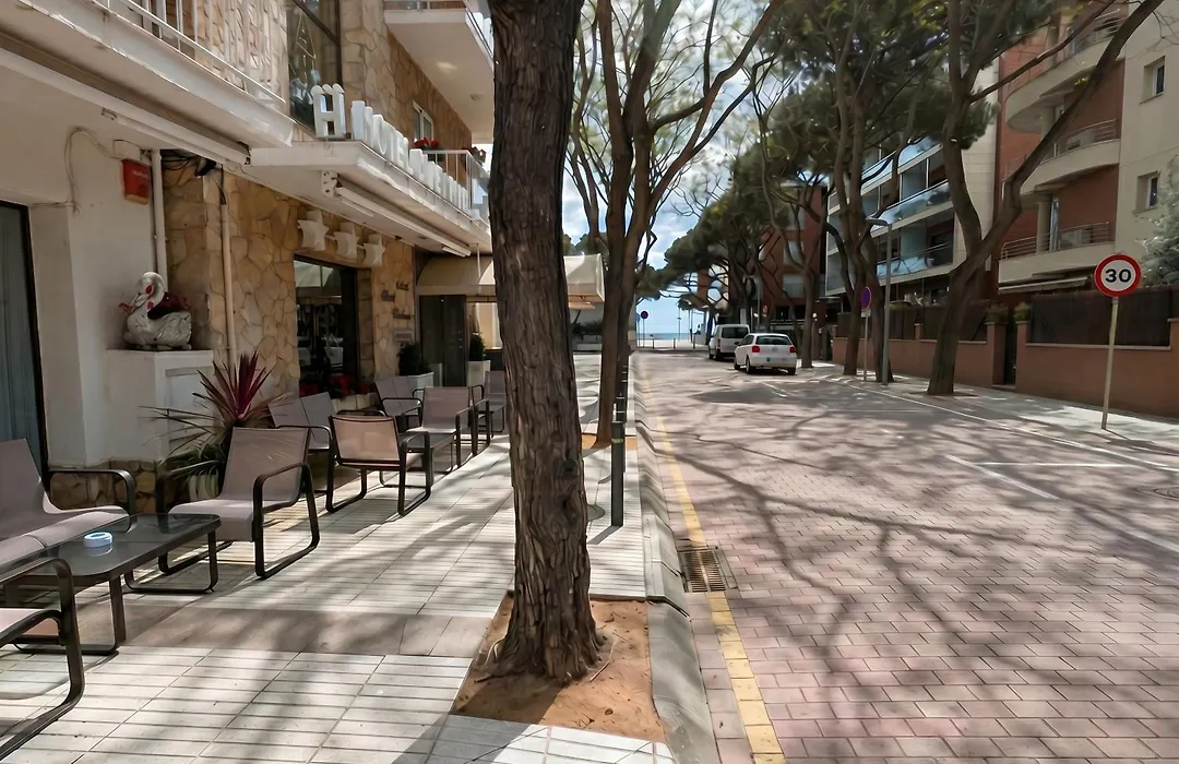 Hotel Medium Claramar-1