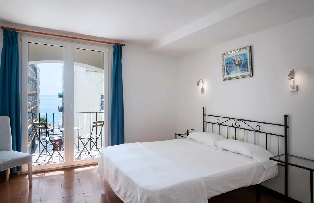 Hotel Caleta-1