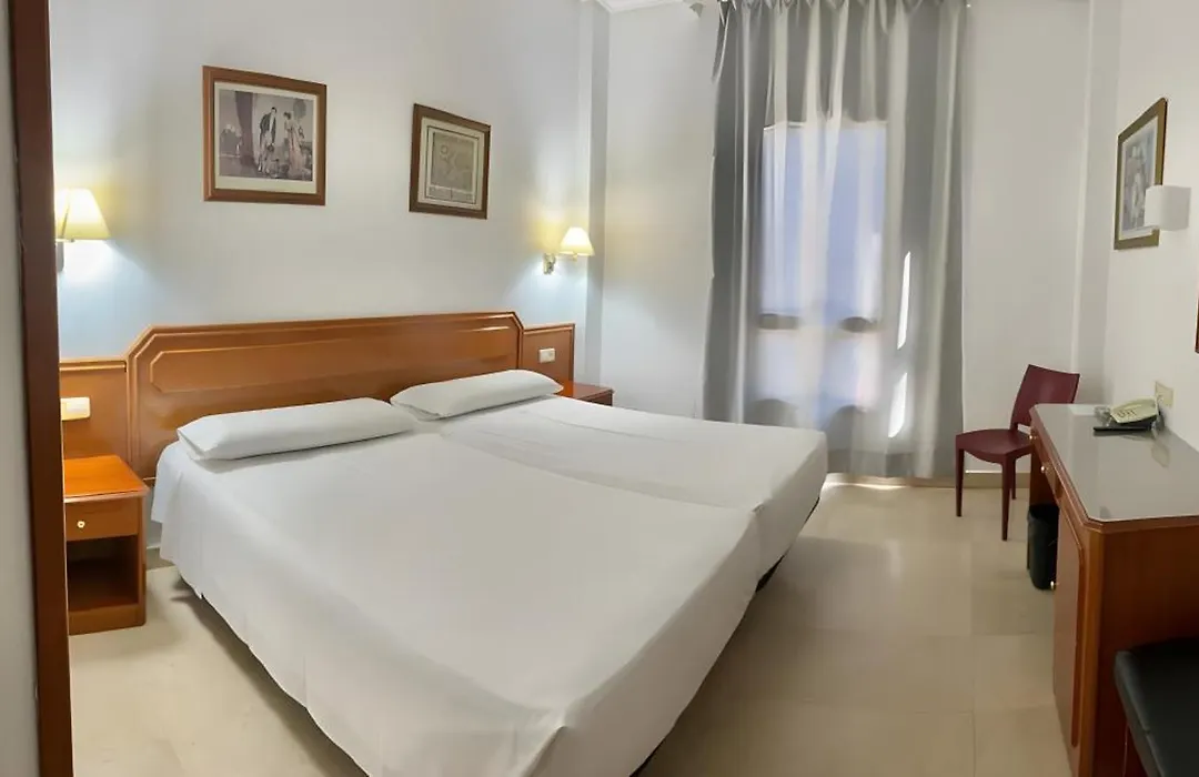 Hotel Humanes-1