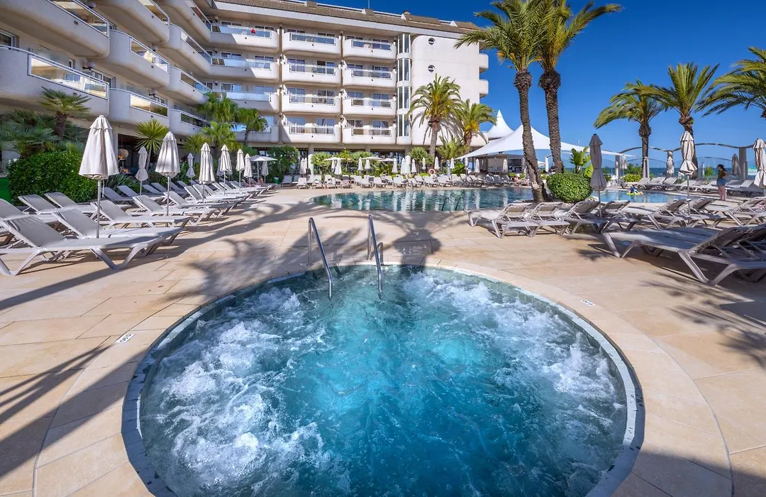 Caprici Beach Hotel & Spa-1