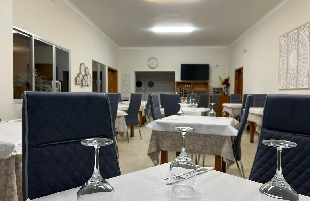 Hotel Conde-1