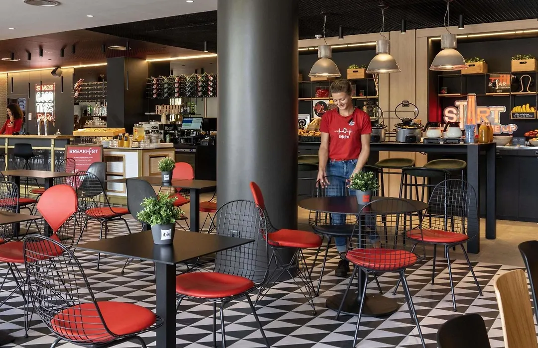 Ibis Barcelona Aeropuerto Viladecans-1