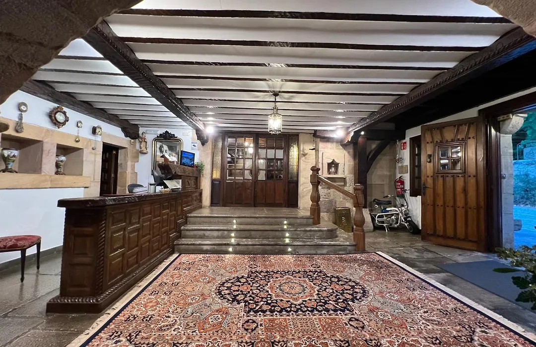 Hotel Santillana-1