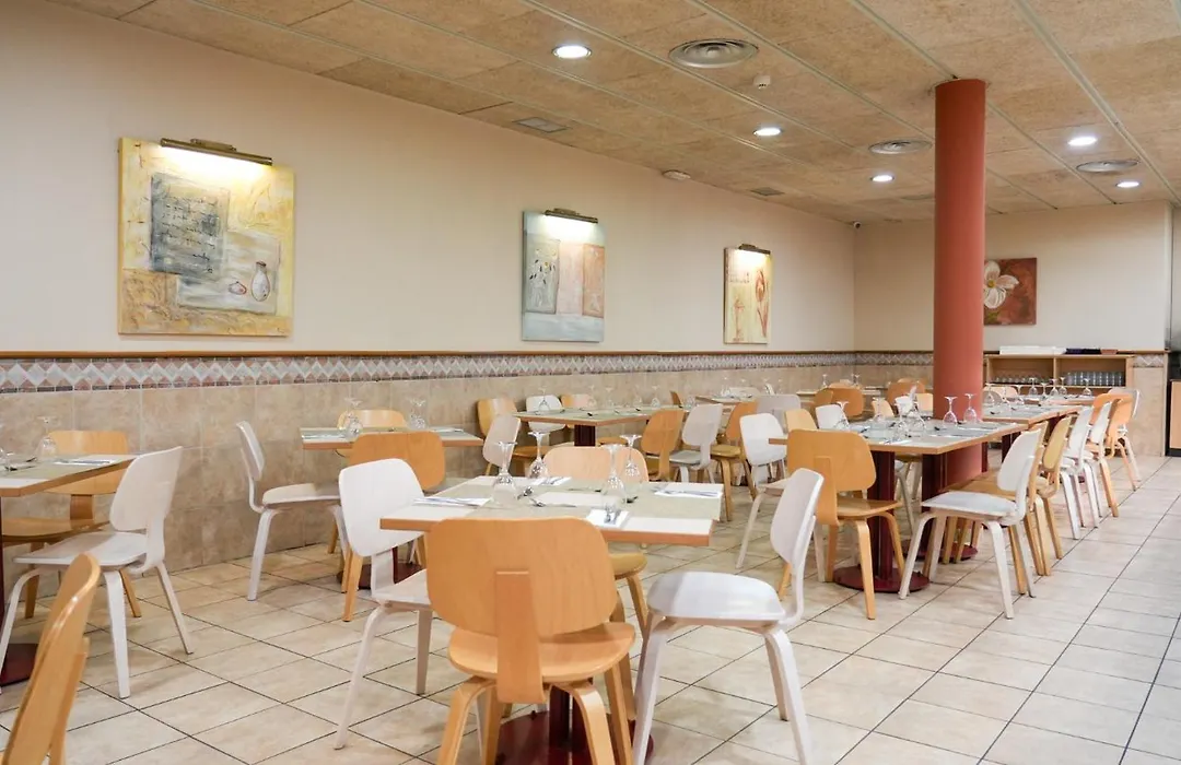 Htopfun Royal Sun Suites 4Sup-1