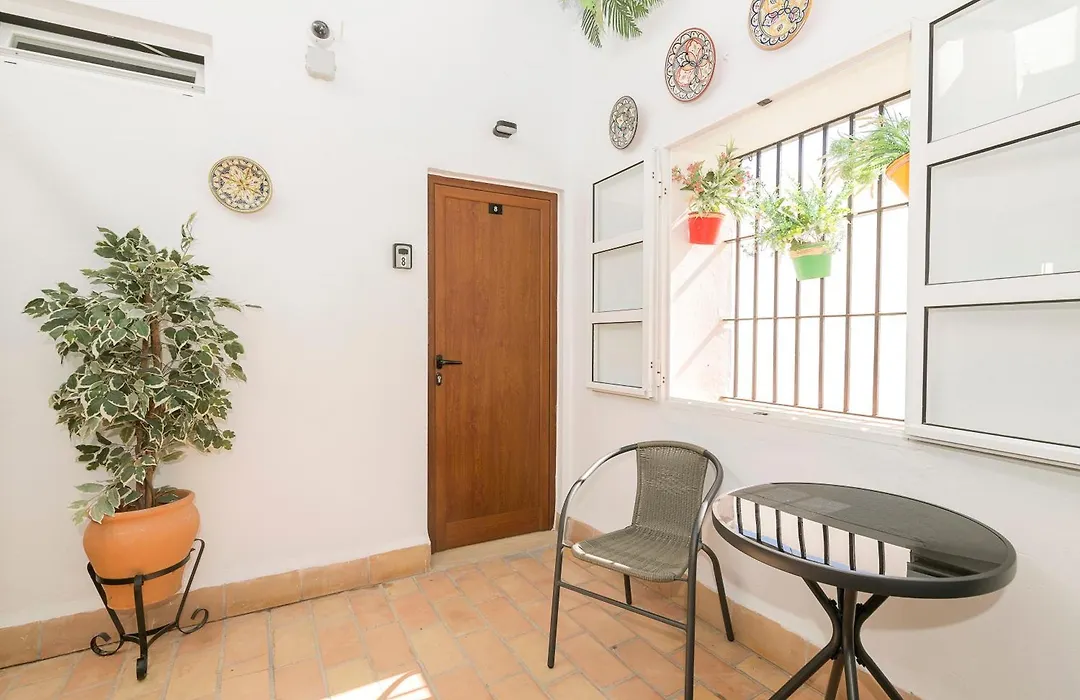Hostal Colon-1