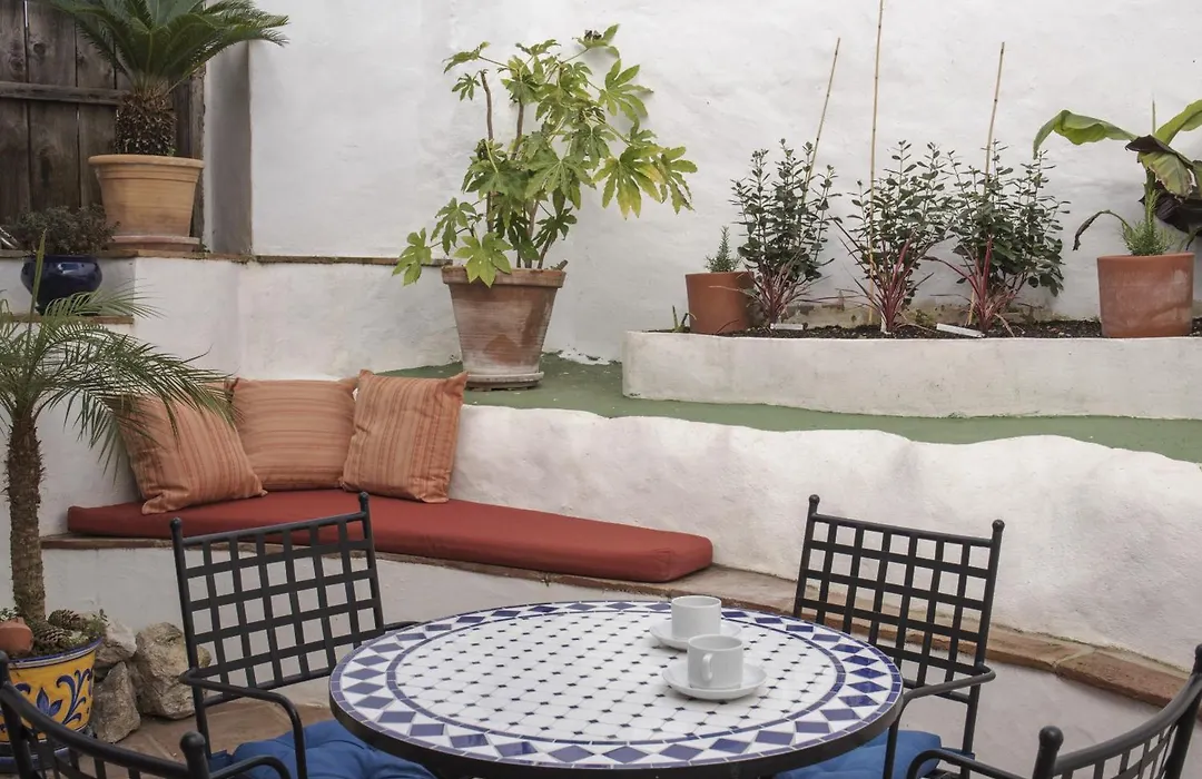 Hotel Los Castaños-1
