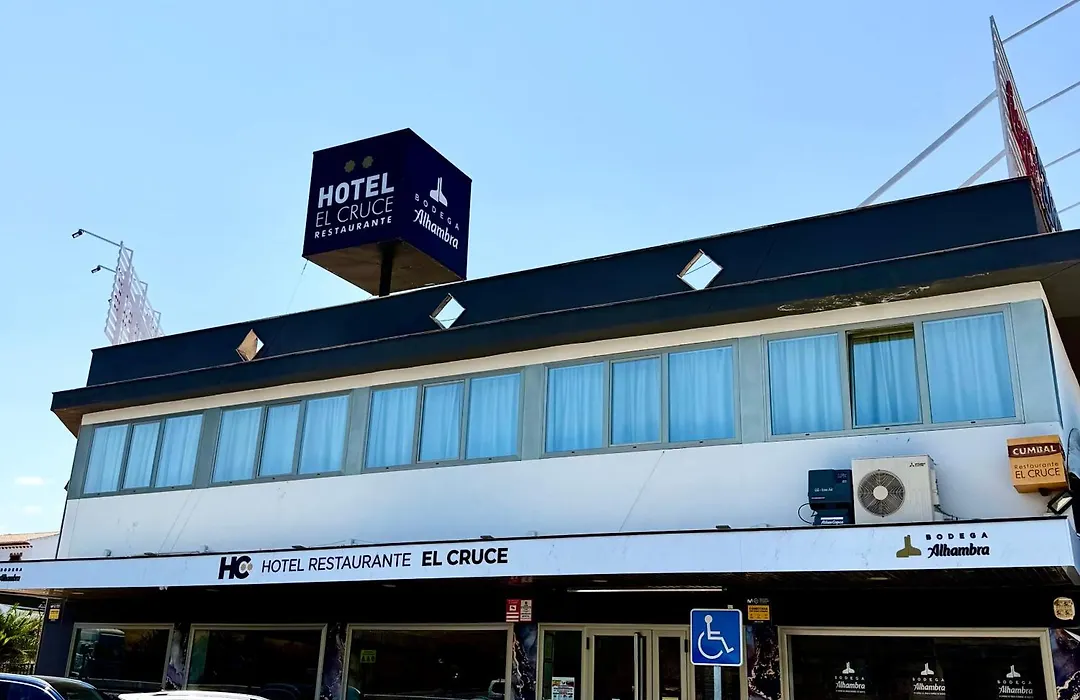 Hotel El Cruce Moraleda-1