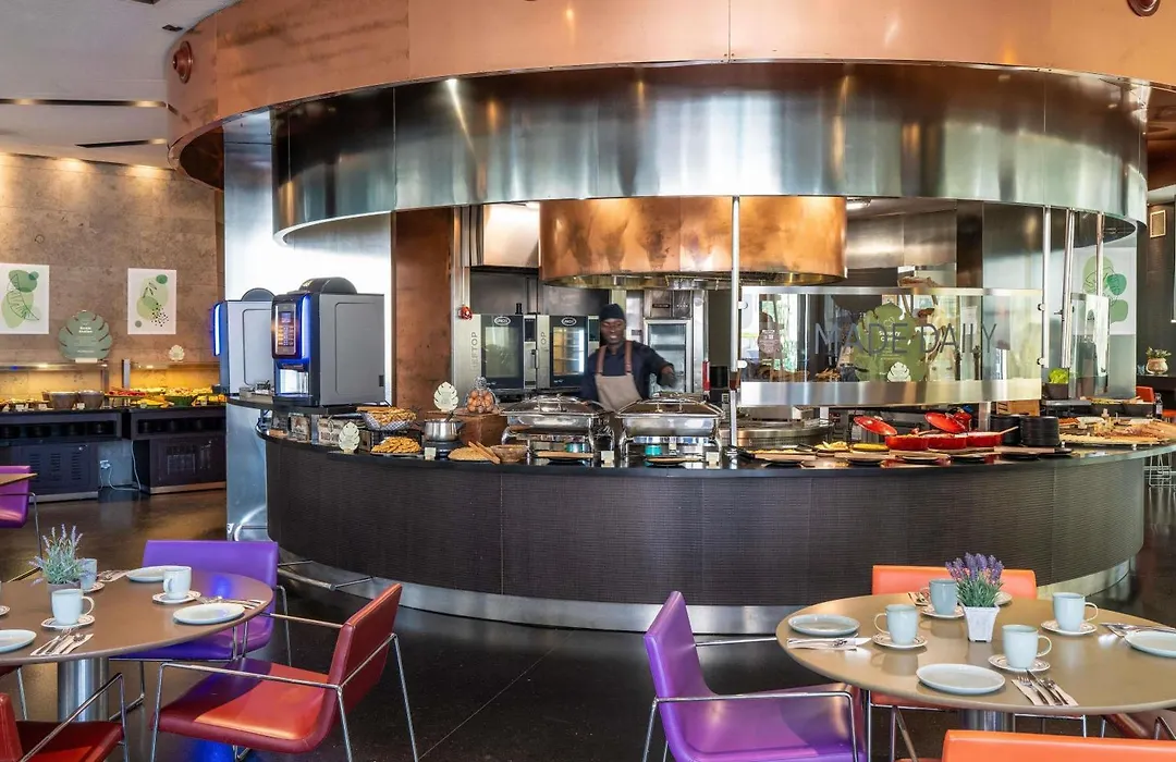 Novotel Barcelona City-1