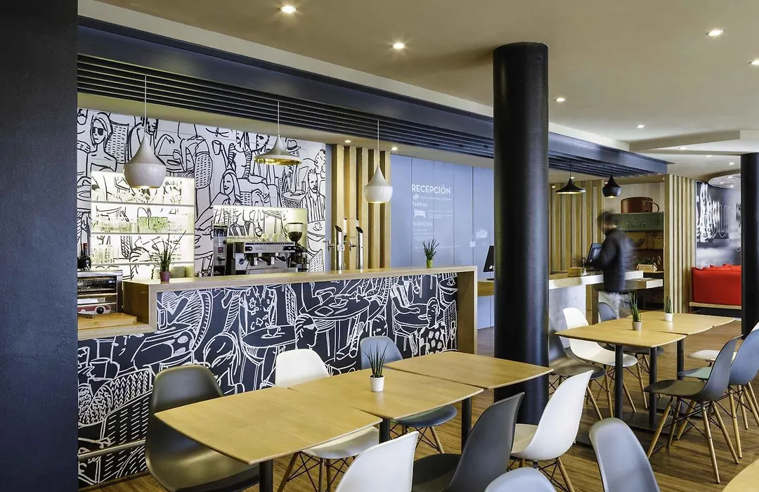Ibis Granada-1