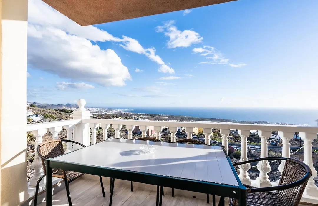 Los Menores Sea View-1
