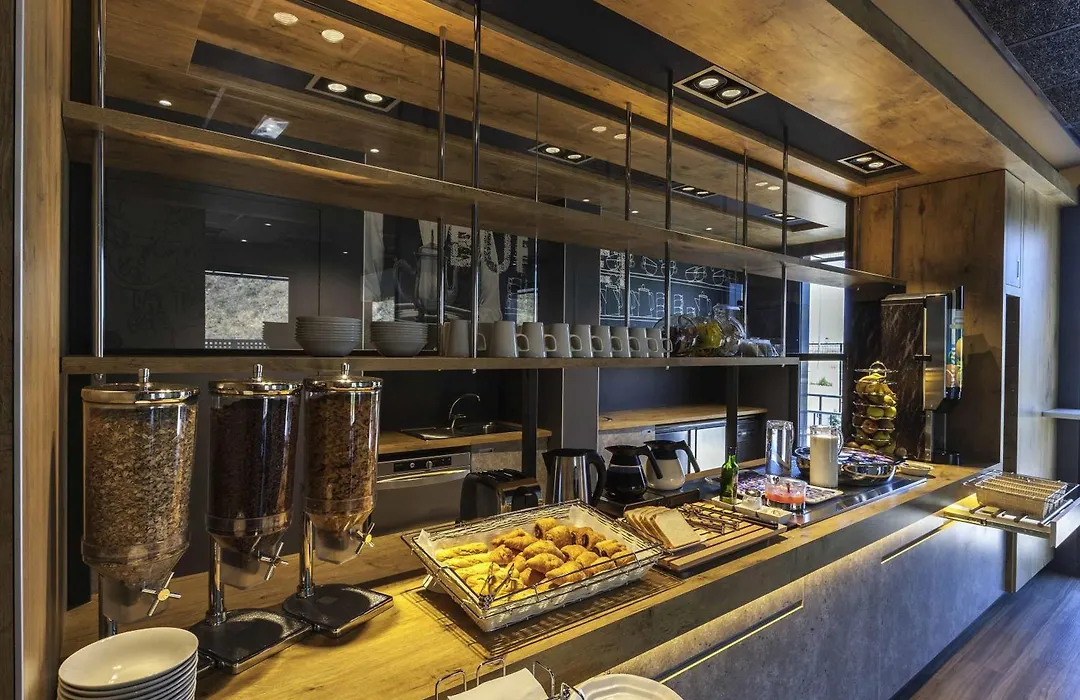 Ibis Budget Valencia Alcasser-1