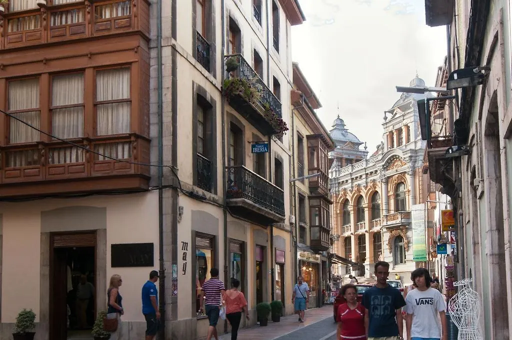 Pension Iberia-1