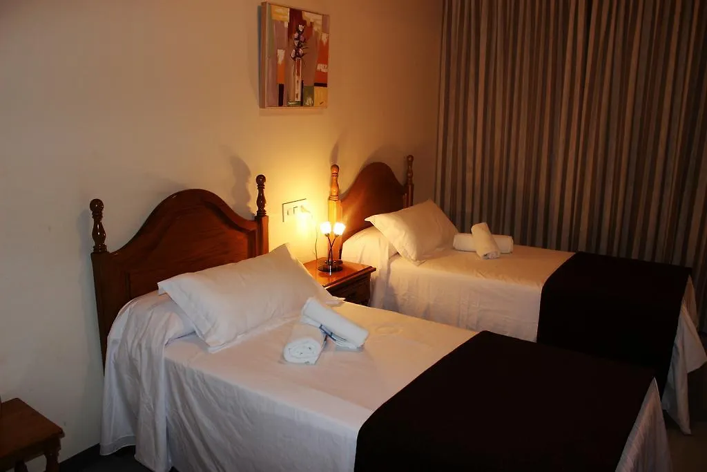 Hostal Los Maños-1