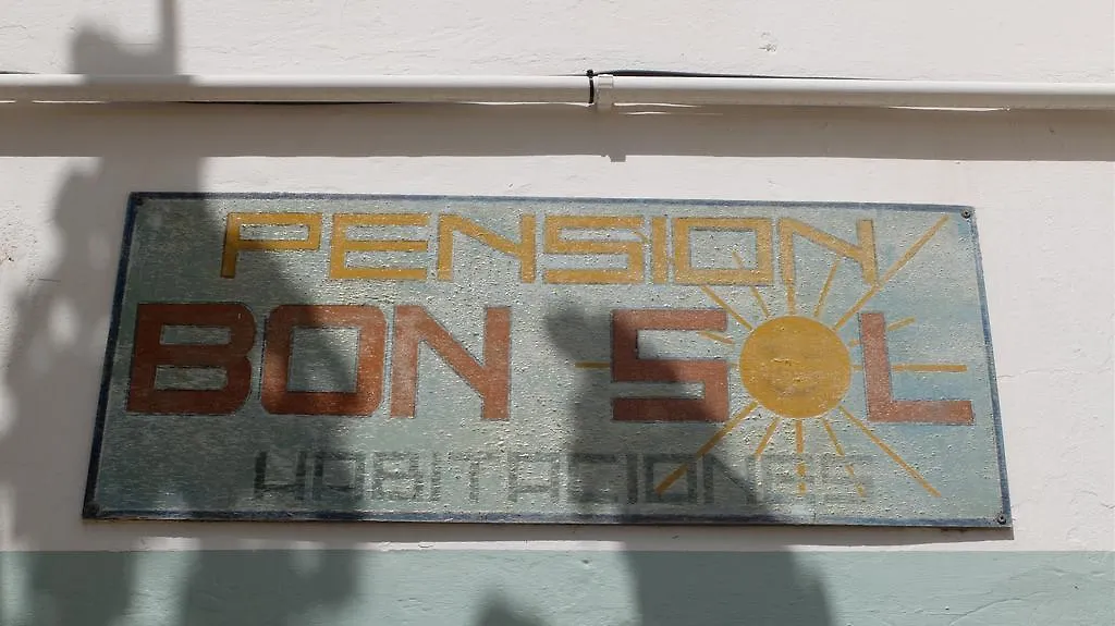 Hostal Bon Sol-1