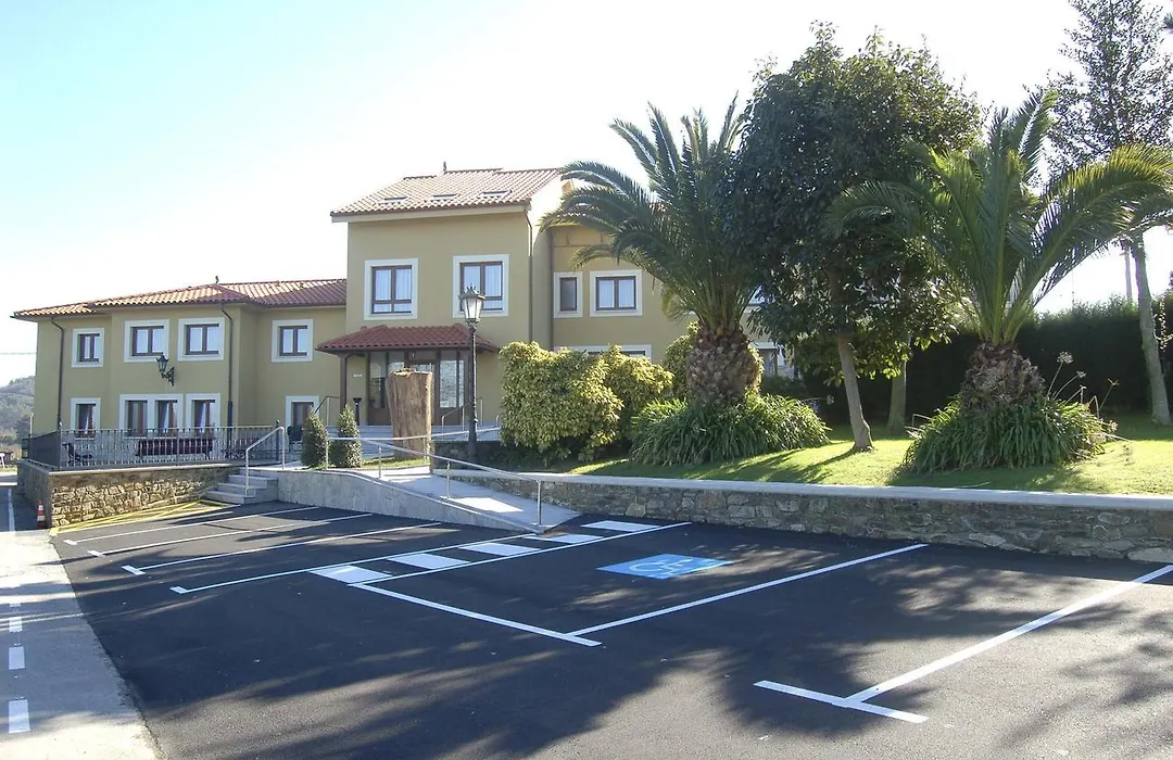 Hotel Lupa-1