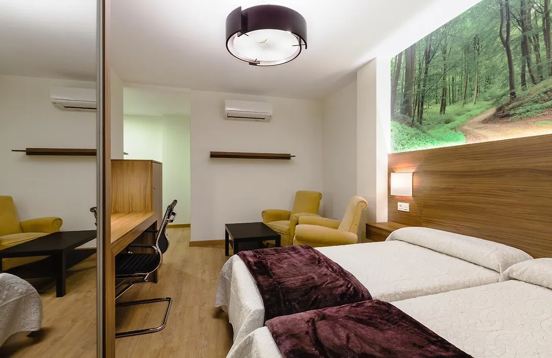 Hostal Arriola-1