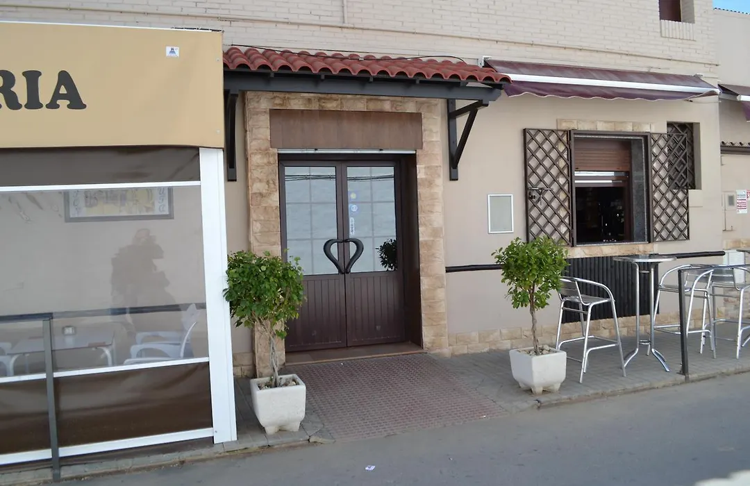 Hostal Pension La Ruta-1