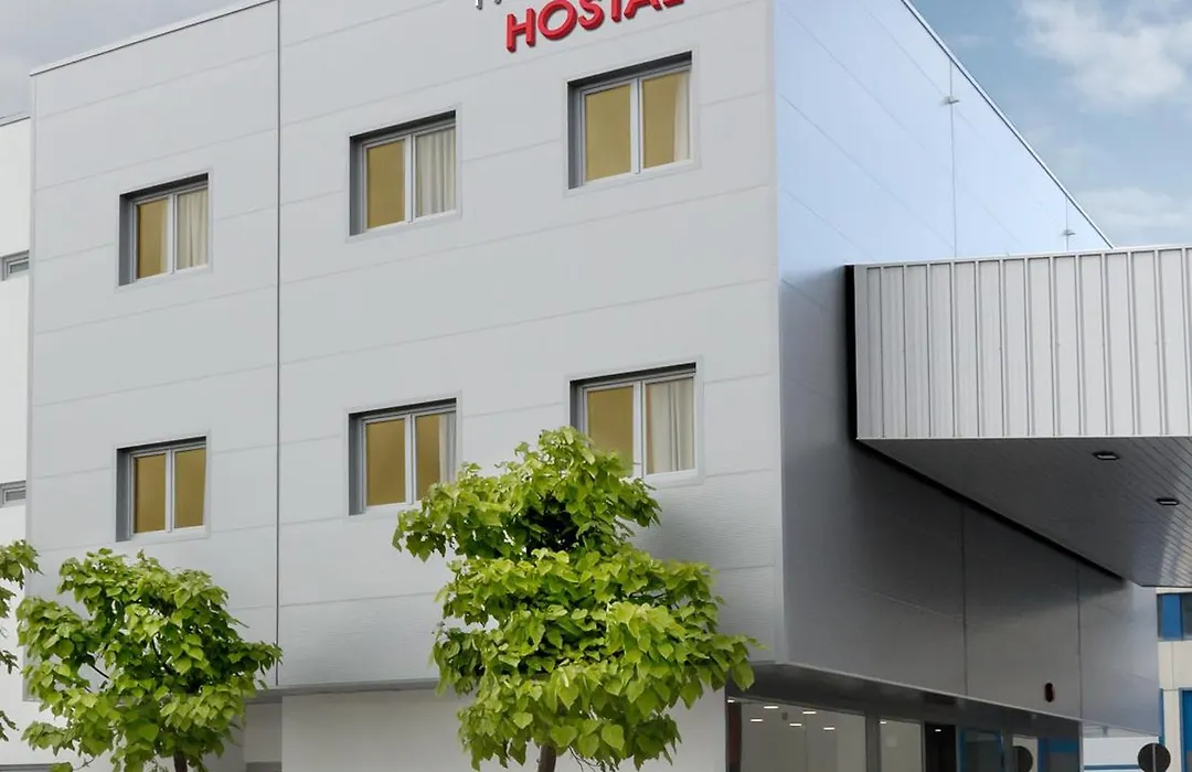 Iraipe Pamplona Hostal Auto Check-In-1