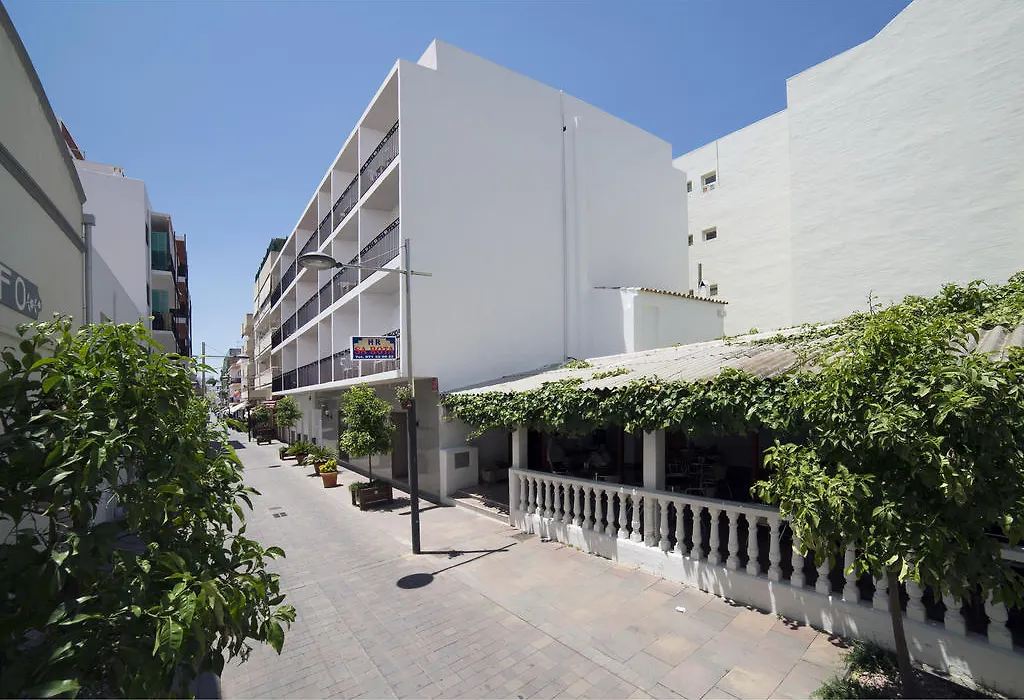 Hostal Sa Rota-1