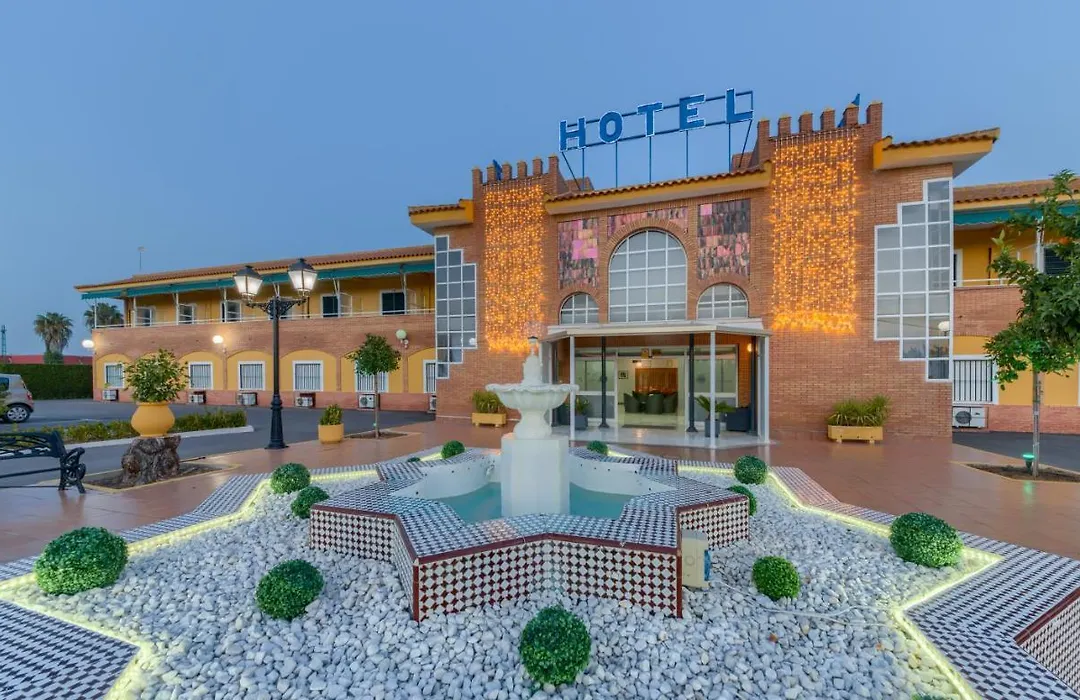 Hotel Torre De Los Guzmanes-1