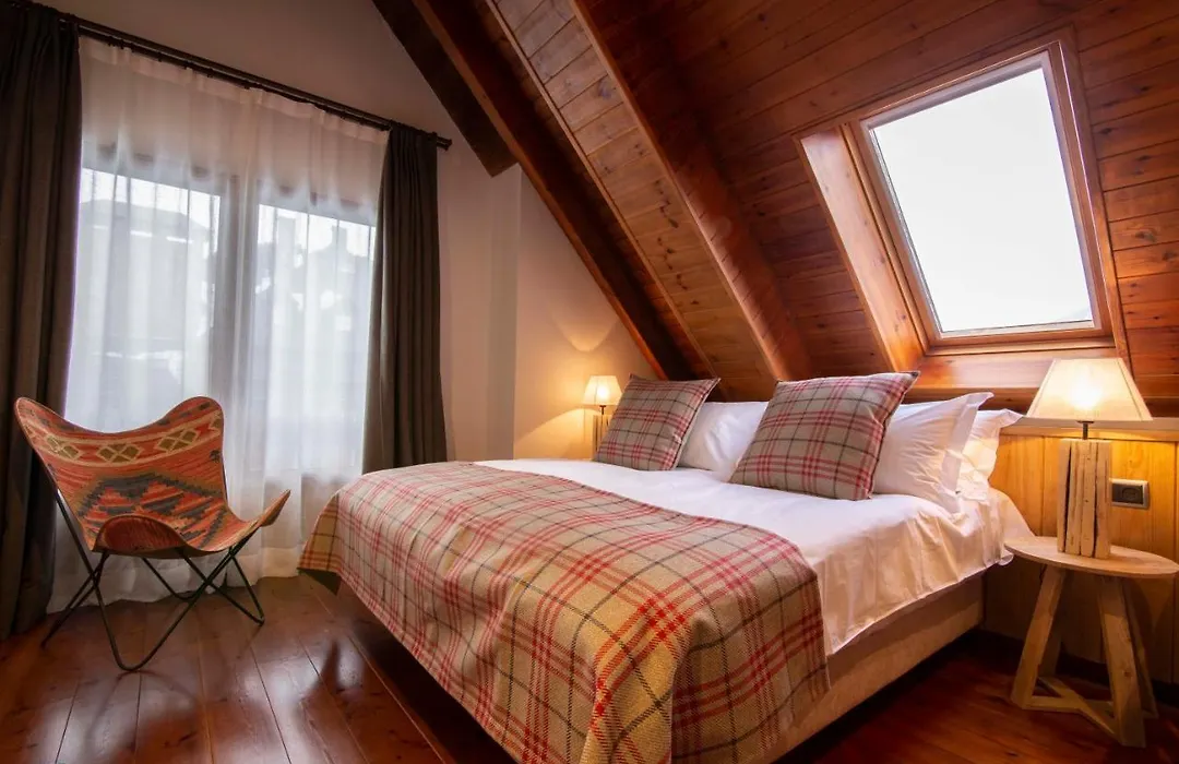 Eira Ski Lodge-1