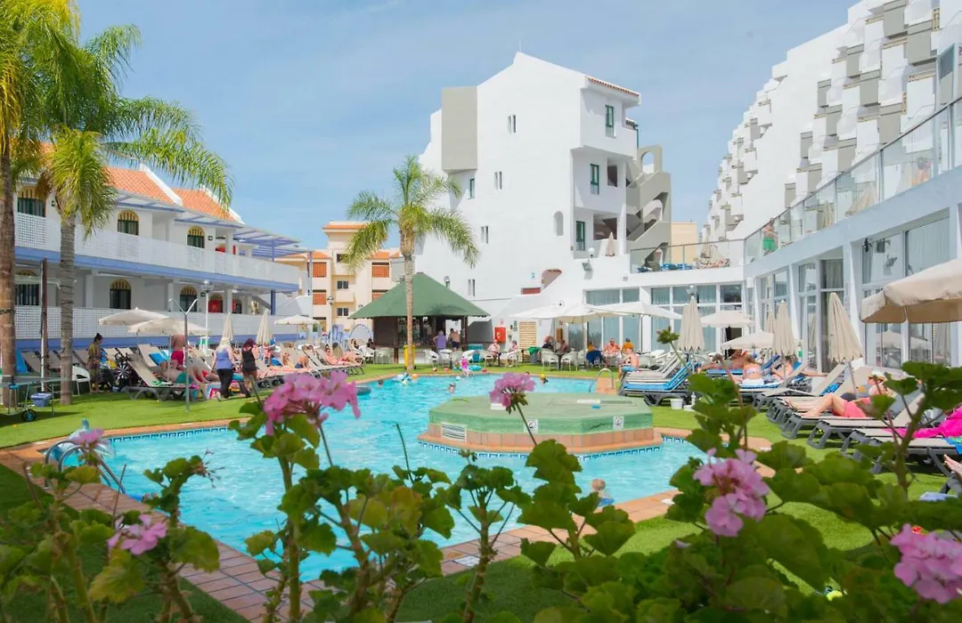 Playaolid Suites & Apartments-1