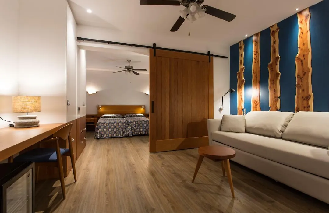 Hotel Ca Marí-1