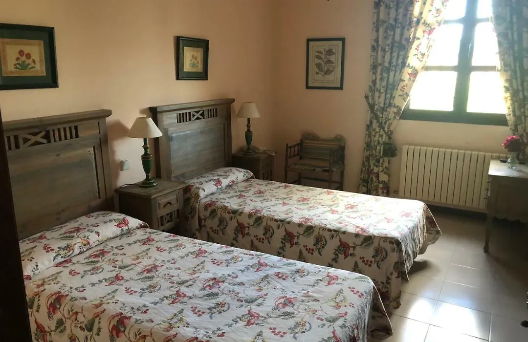 Hostal Las Paneras-1