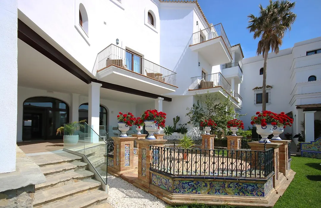 Hotel Doña Lola Zahara-1