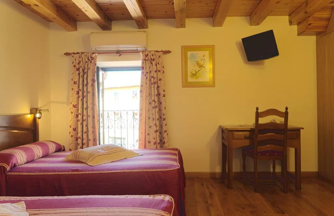 Hotel Jacobeo-1