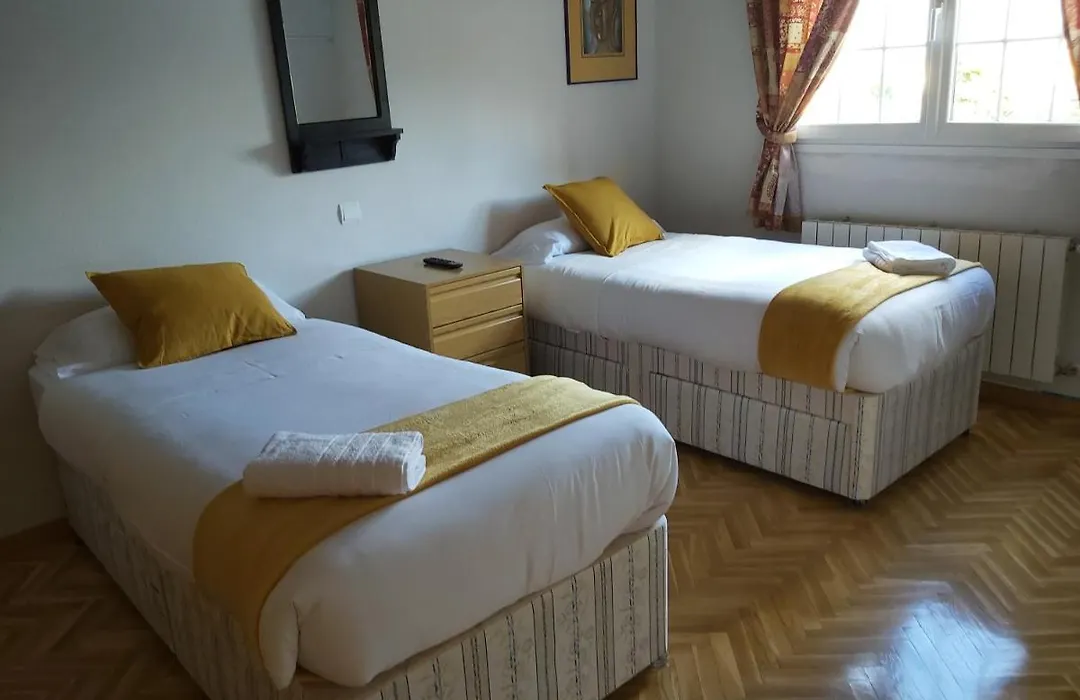 Chalet Avila Rooms-1