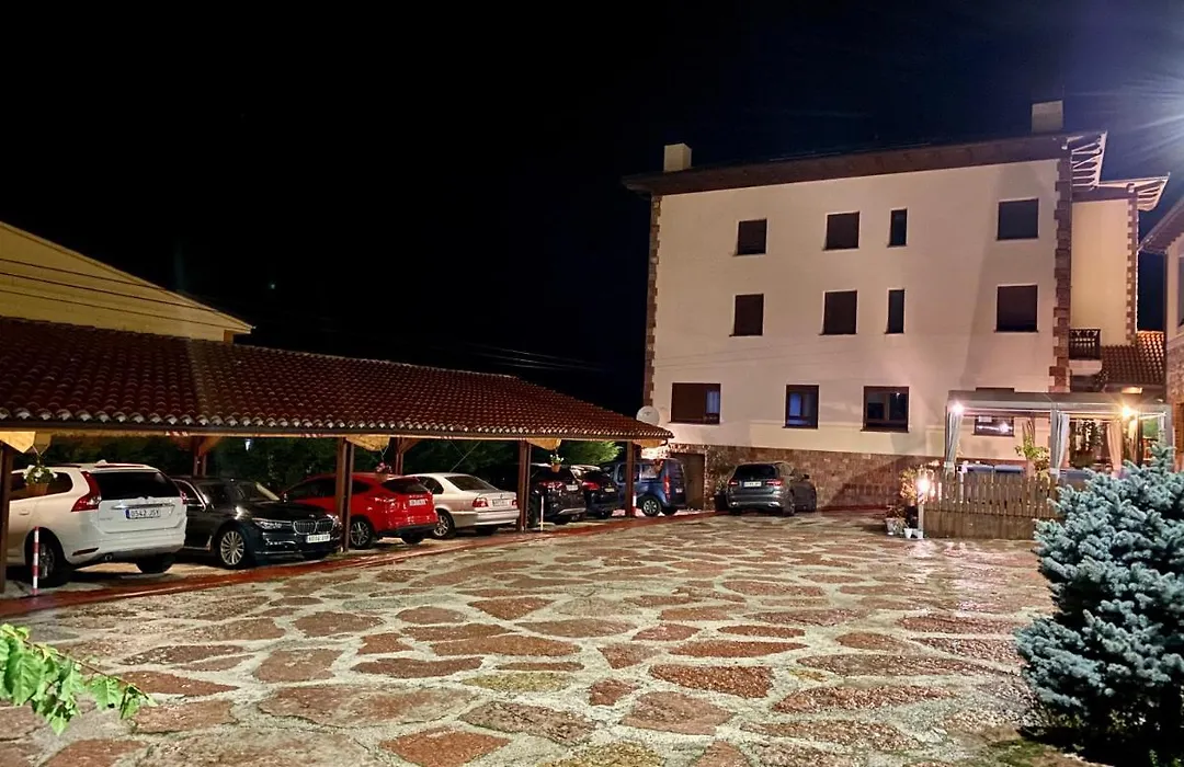 Hostal La Cuna del Sella-1