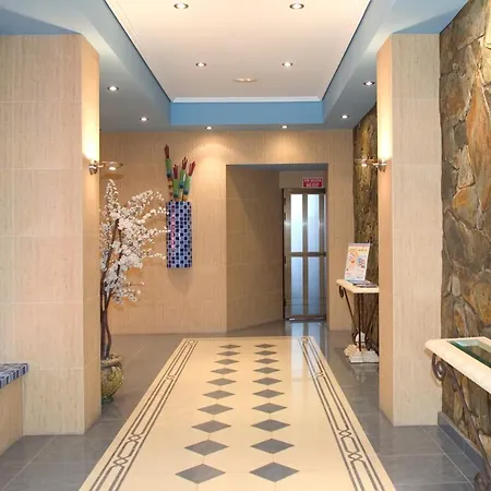 Hotel L'Escala-3