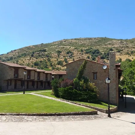 Hotel Ribera Del Corneja-3