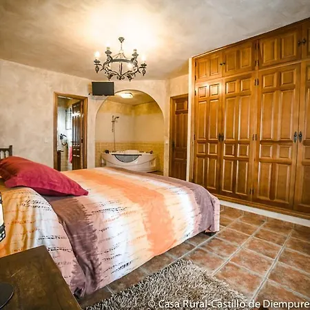 Casa Rural Castillo Diempures-2