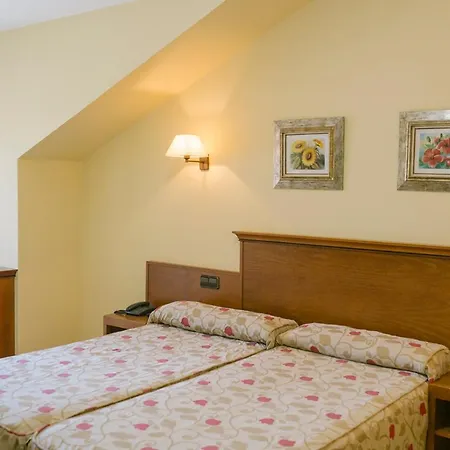 Hotel O Castro-3
