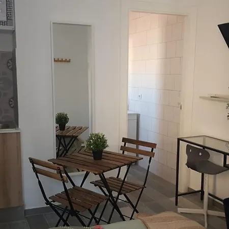 Serrano Home-2