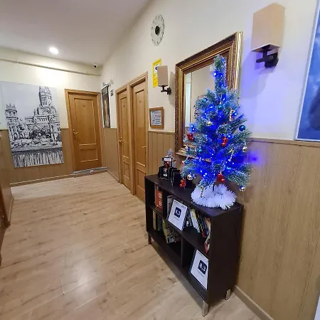Hostal Oporto-2