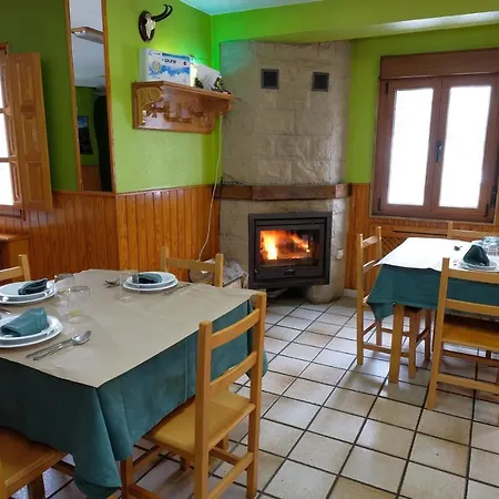 Hotel Restaurante Casa Manolo-3